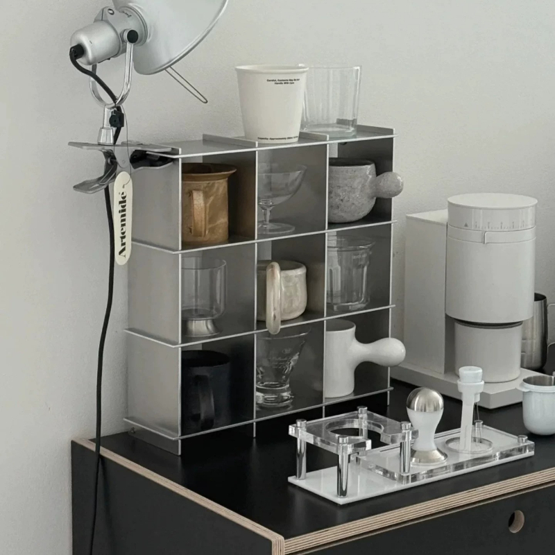 Coffee Equipment Rack - Rak Penyimpanan Cangkir Minimalis dari Aluminium